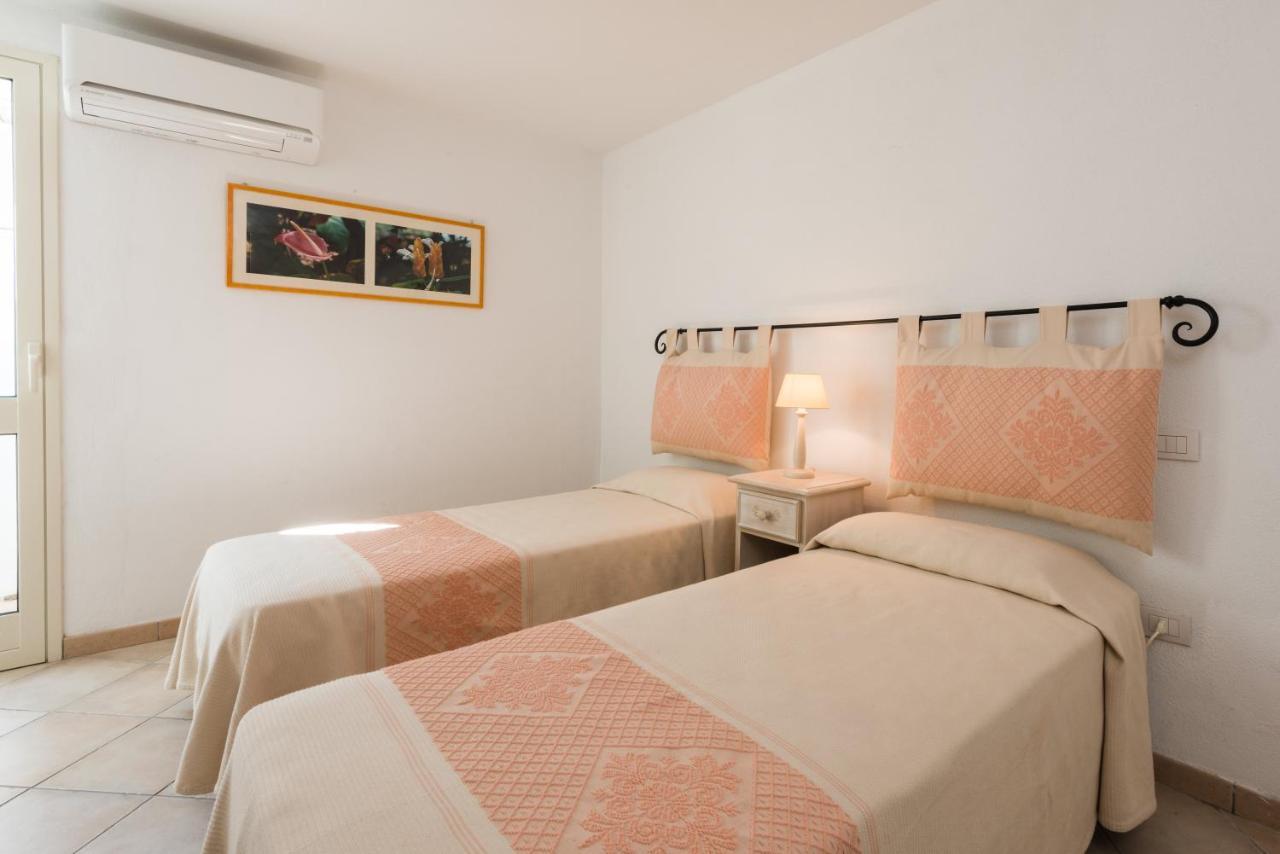 Apartment In S'Abba E Sa Pedra With Pool غولفو أرانتْشي المظهر الخارجي الصورة